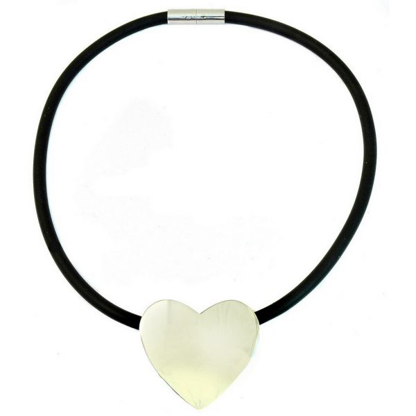 Necklace Magnetic Catch Heart Made With Rubber & Zinc Alloy by JOE COOL