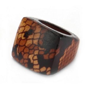 Ring Animal Print Square Made With Wood by JOE COOL