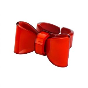 Ring acrylic bow dark red