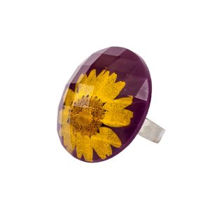 Ring resin ring flower inlay purple background purple